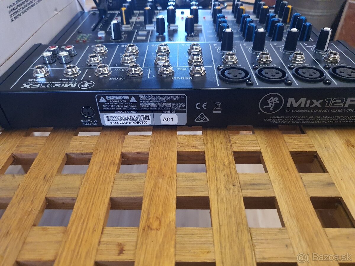 Mixazny pult
