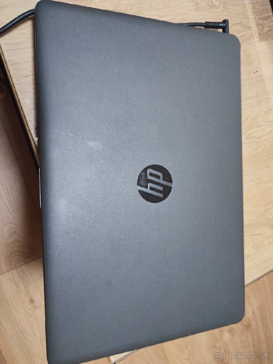 Predám notebook HP 250 G6