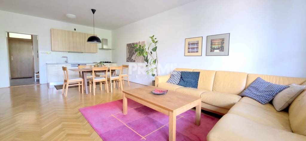 ŠTÝLOVÝ 4i byt, TERASA ( 62 m2 ), VÝHĽAD, PARKING, Čapkova u