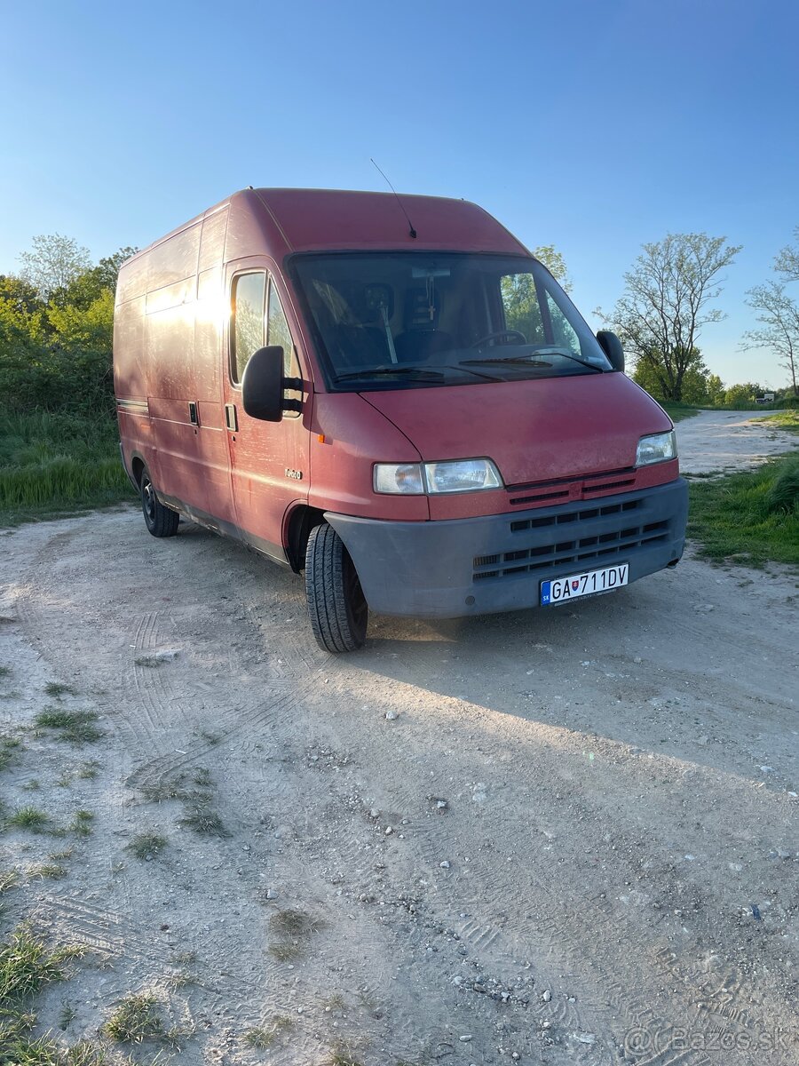 Peugeot boxer