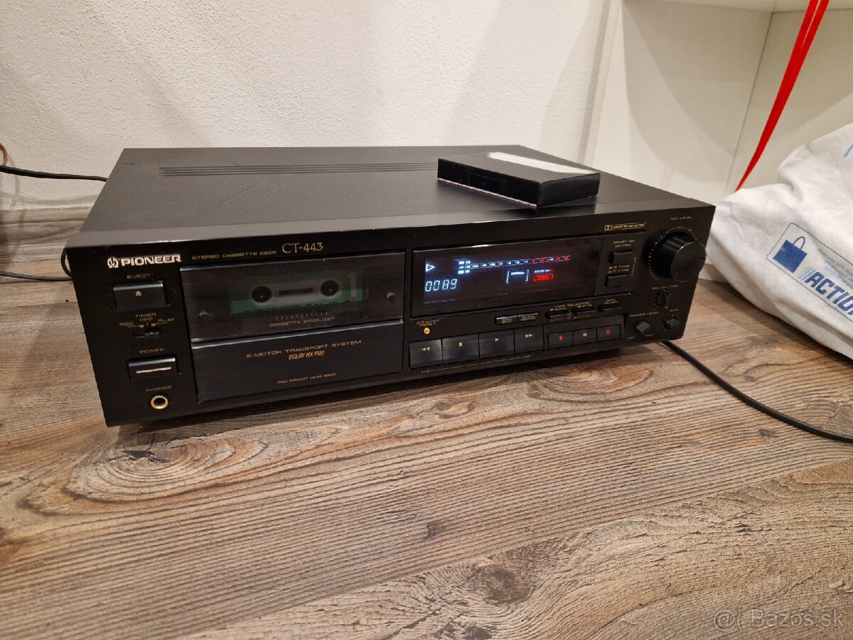 Predám kazetový deck Pioneer CT-443