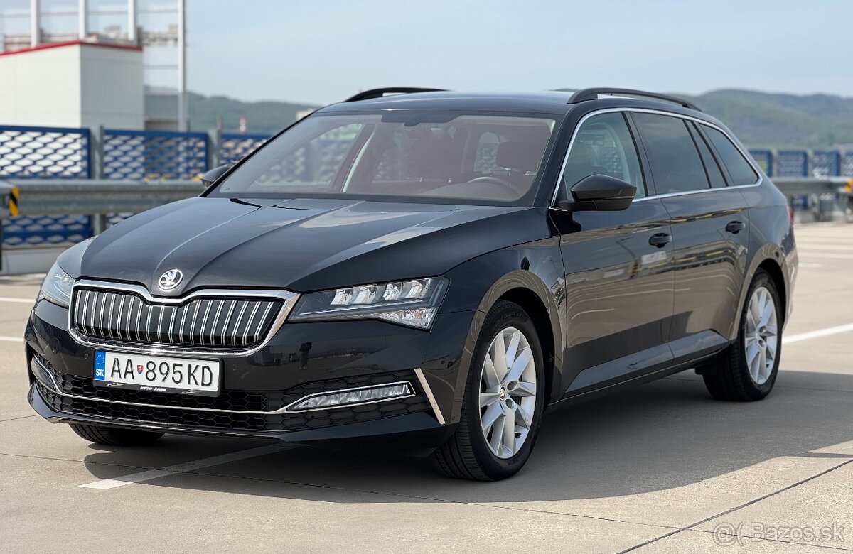 Škoda Superb kombi 1.4tsi + hybrid model 2021 facelift DSG