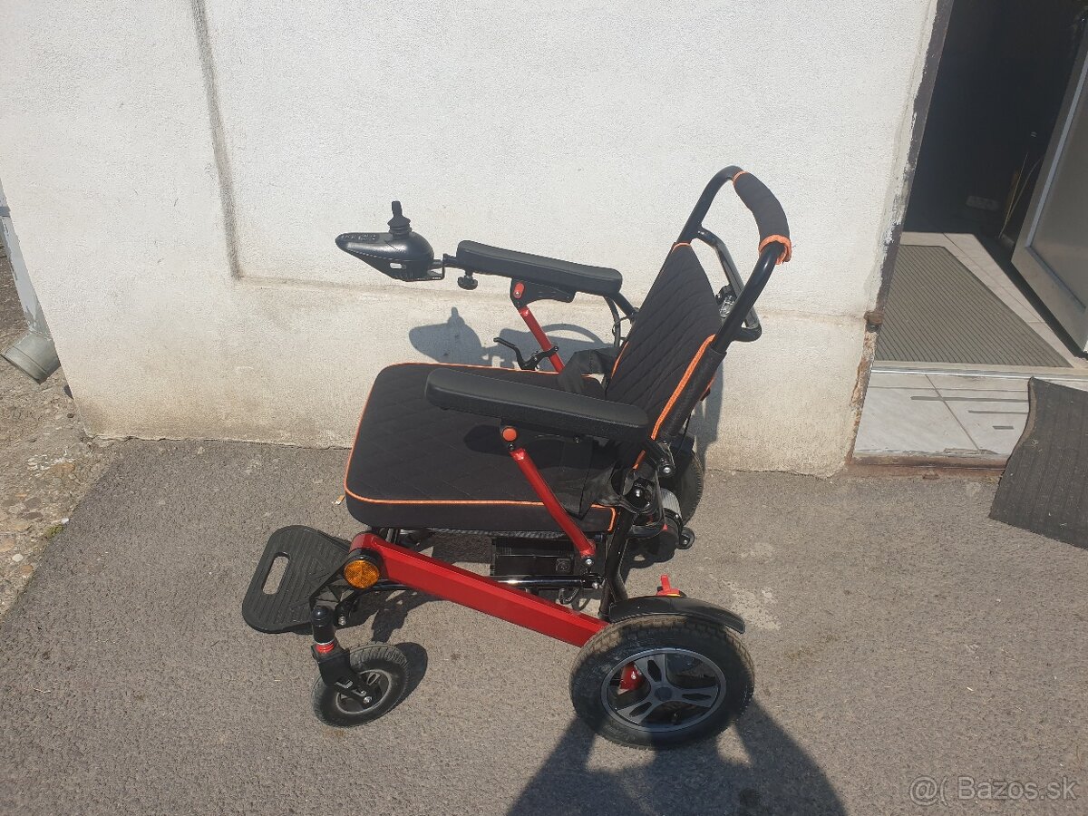 Elektrický invalidný vozík