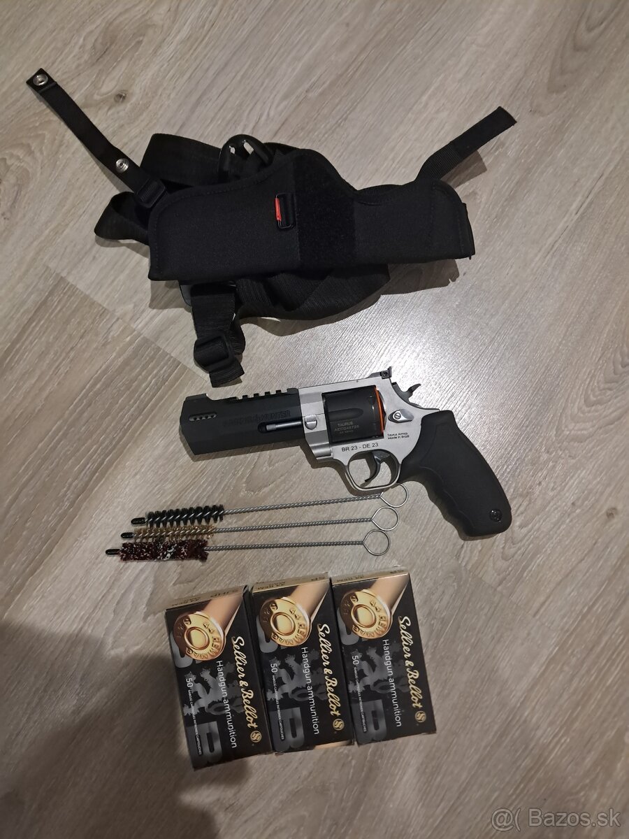 Taurus raging hunter