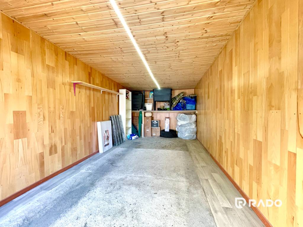 RADO | Garáž 26m2 + vlastný pozemok | Trojdomy - Nové Mesto