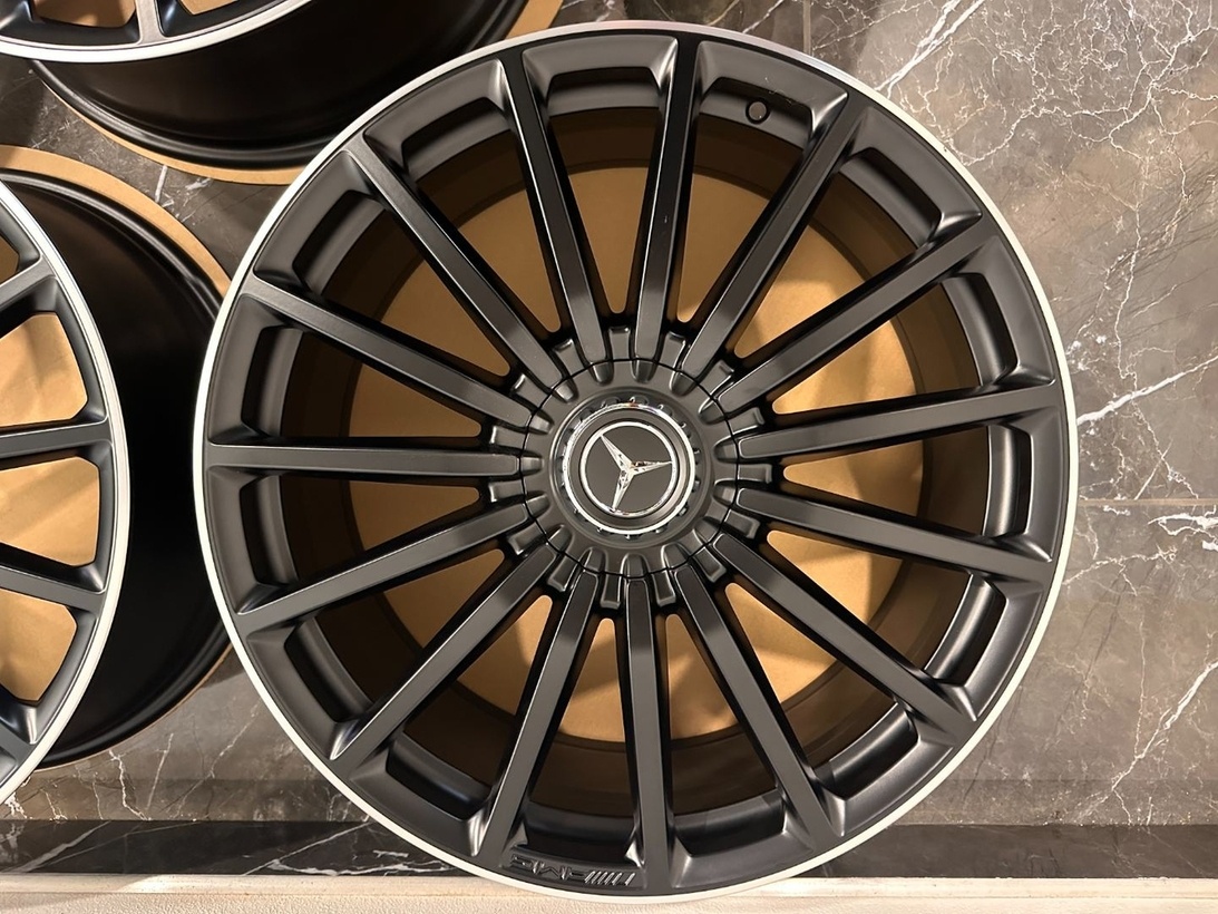 original kolesa Mercedes GLA45 R21 A2474012200