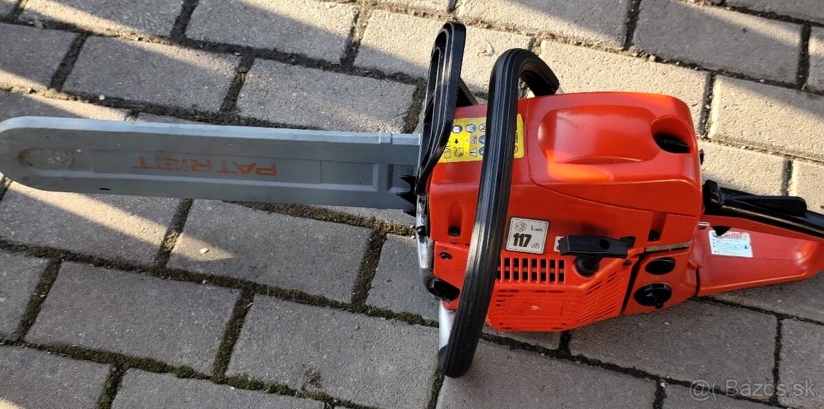 Motorová píla Straus