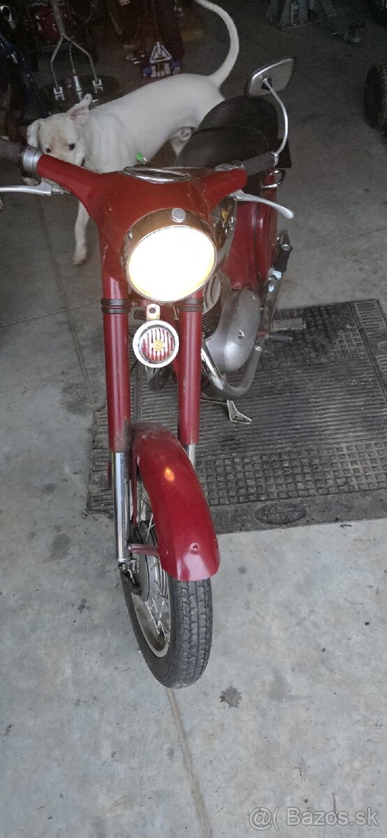Jawa 250 559