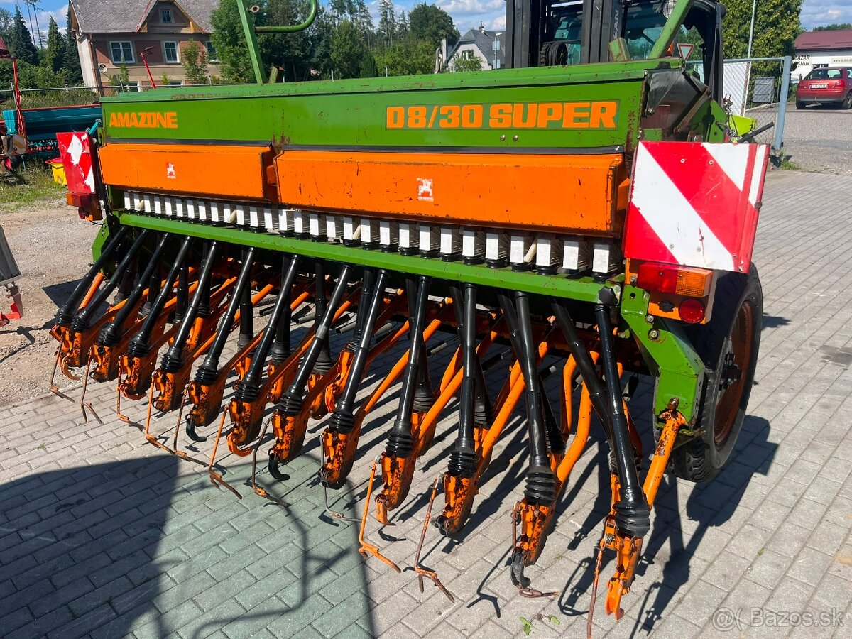 Secí stroj AMAZONE D8-30 3m