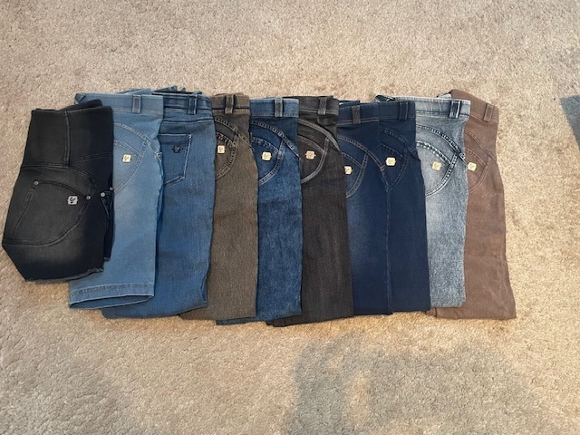 Rôzne druhy Freddy Jeans, čísla S a M - nové