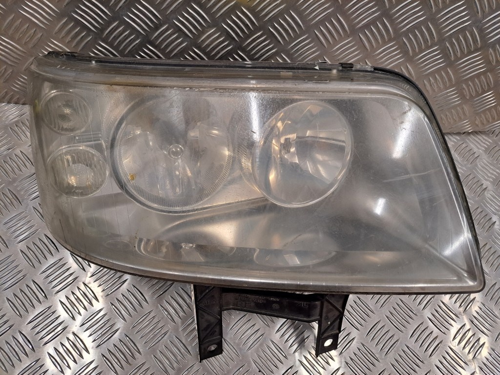 PREDNÉ SVETLO - VW T5 MULTIVAN, CARAVELLA