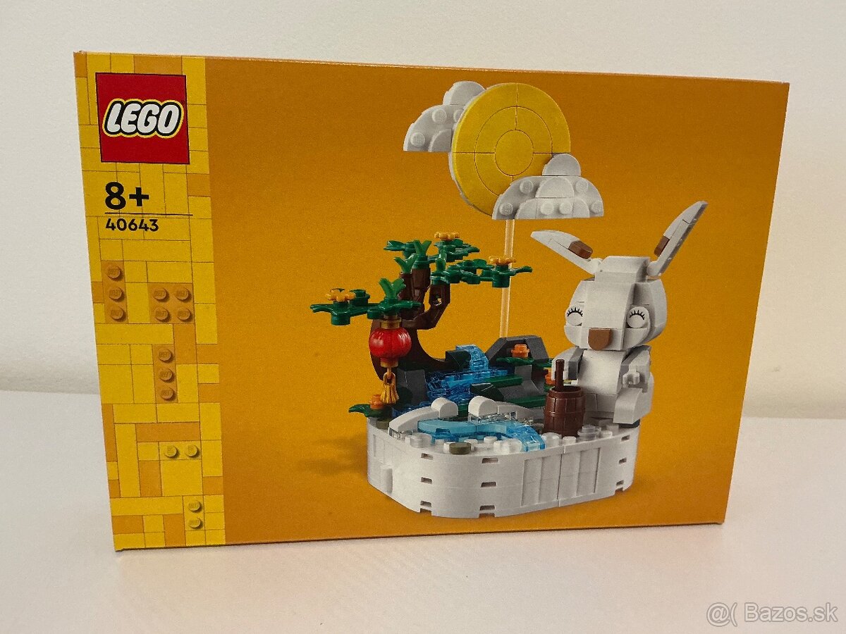 LEGO® Creator Expert 40643 lunárny králik