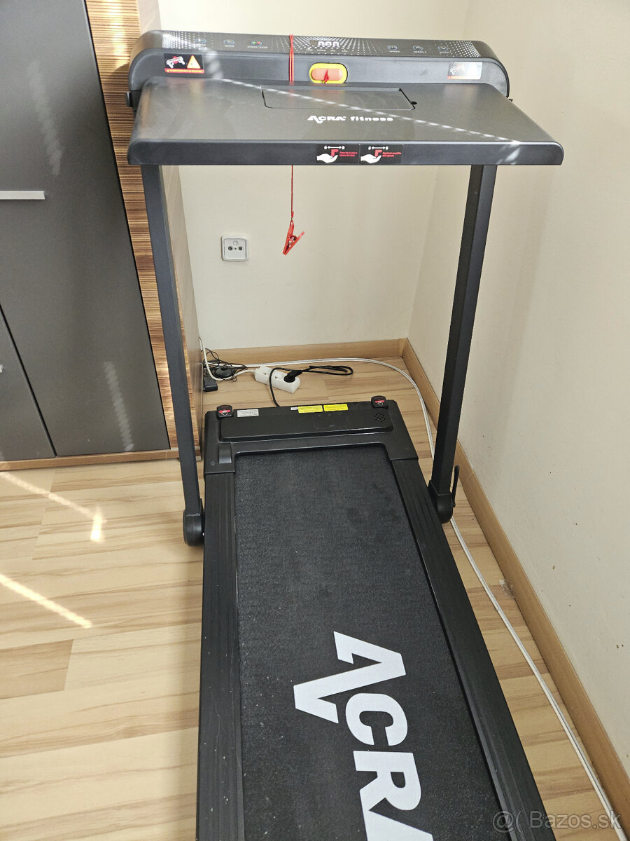 bežecký pás AcraGB3650,sklopny,2HP,100kg nosnost,129x69x103c