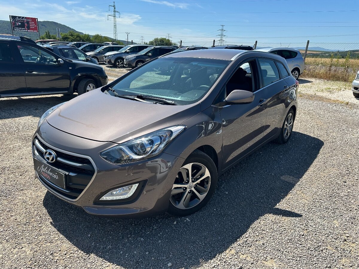 Hyundai i30 CW 1.6i CRDi VGT Family