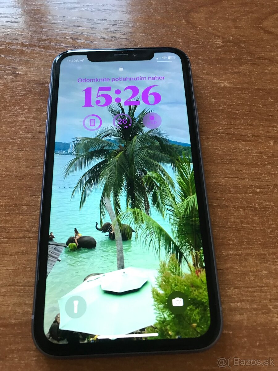 iPhone 11