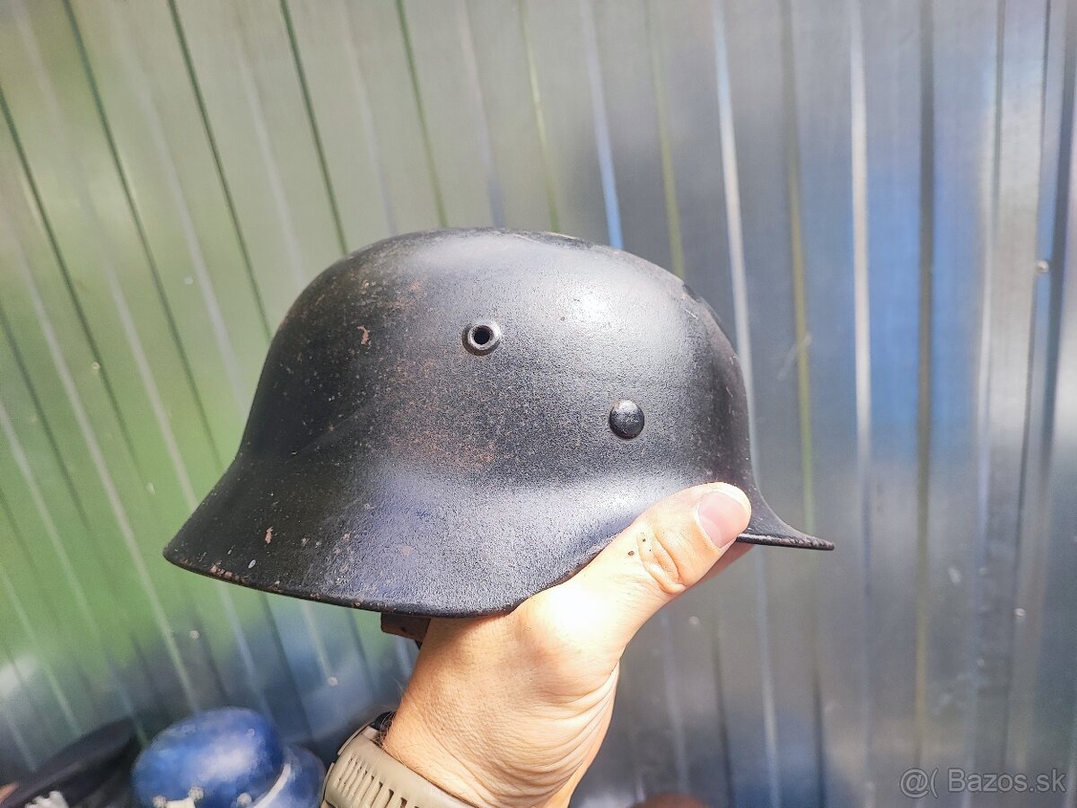 Predam helmu m40