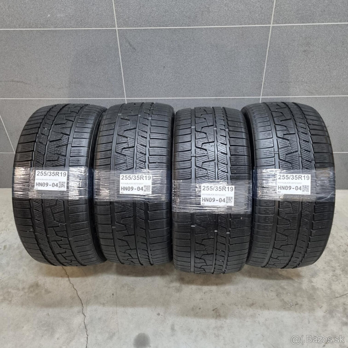 Zimné pneumatiky 255/35 R19 ROYALBLACK DOT2122/21