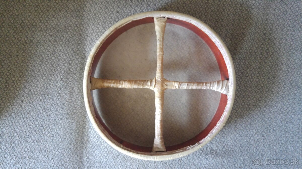 Šamanský rámový bubon