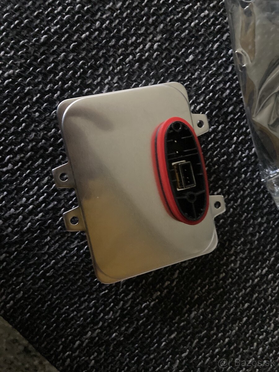 5dv00900000 xenon riadiaca jednotka skoda