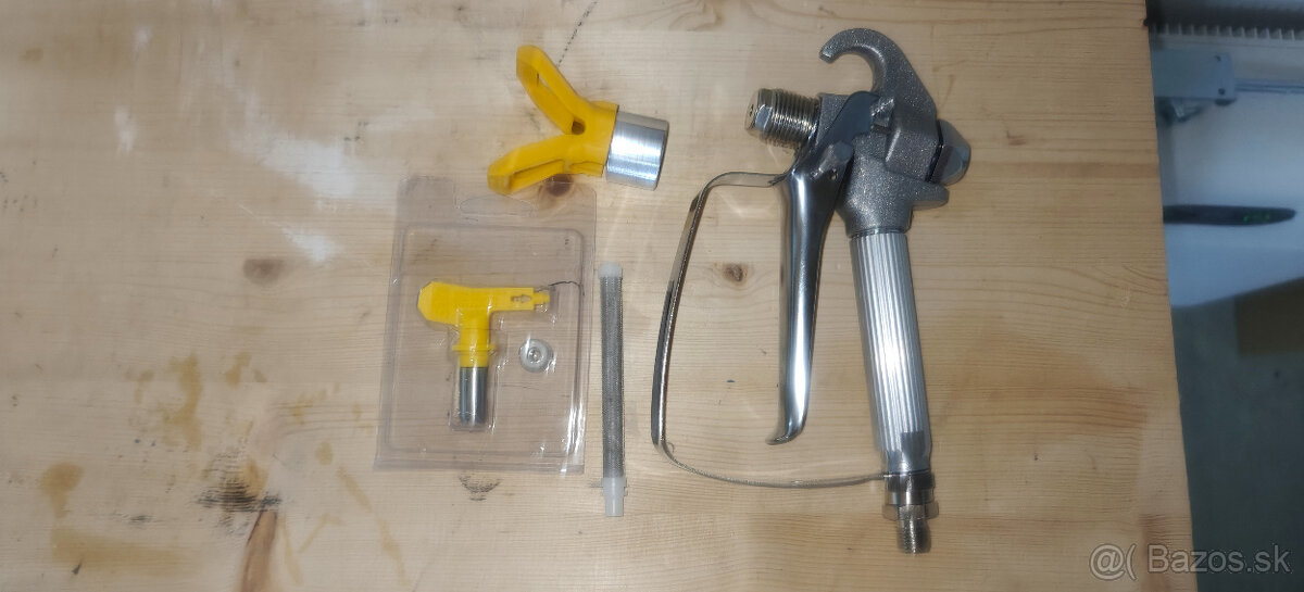 Striekacia pištoľ pre airless zariadenia - NOVA