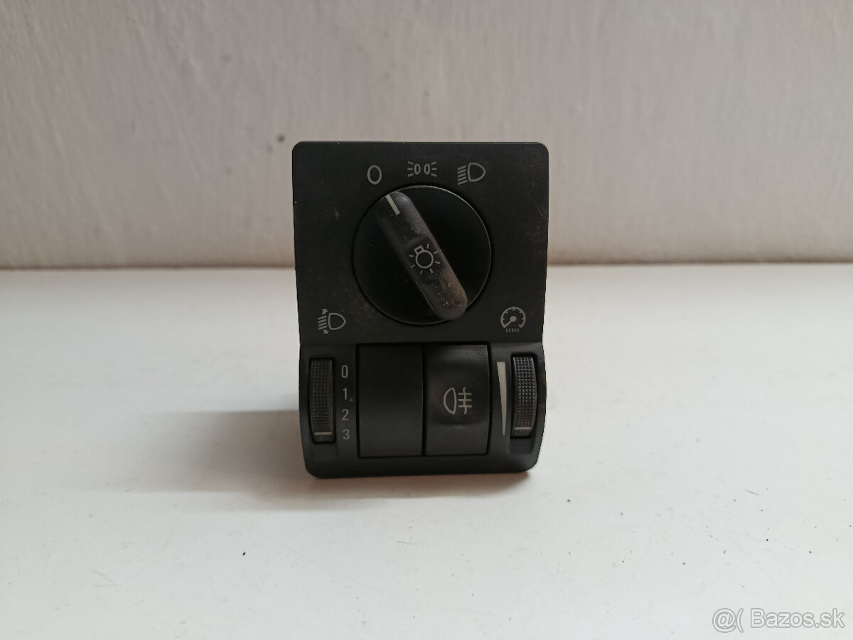 vypinac svetiel opel corsa c 9116612 20€