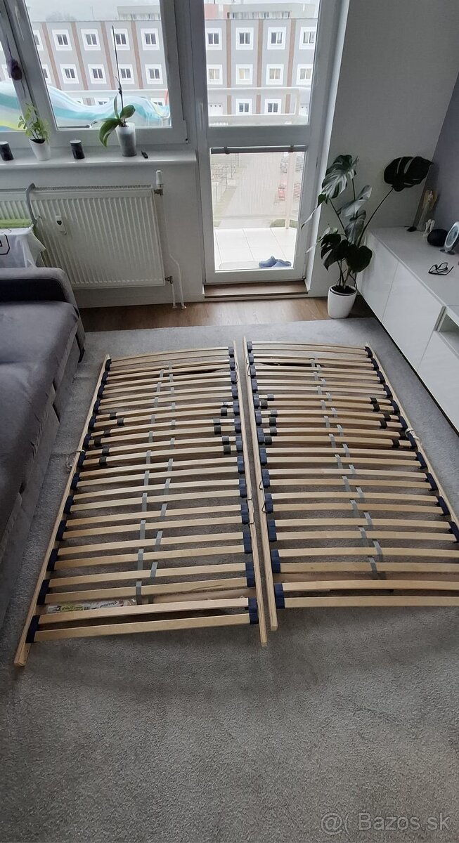 2k lamelové rošty s bočným výklopom