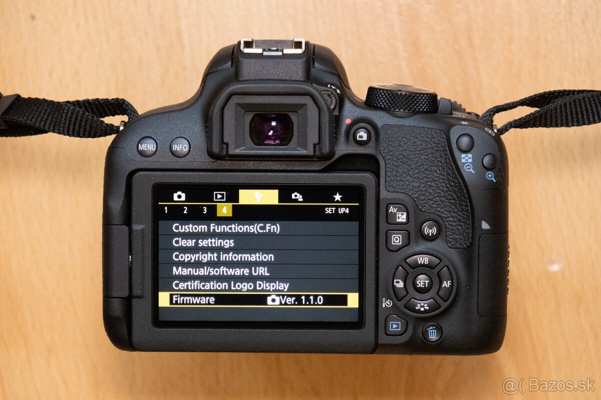 CANON 800D + 18-55mm IS STM - Ako nový