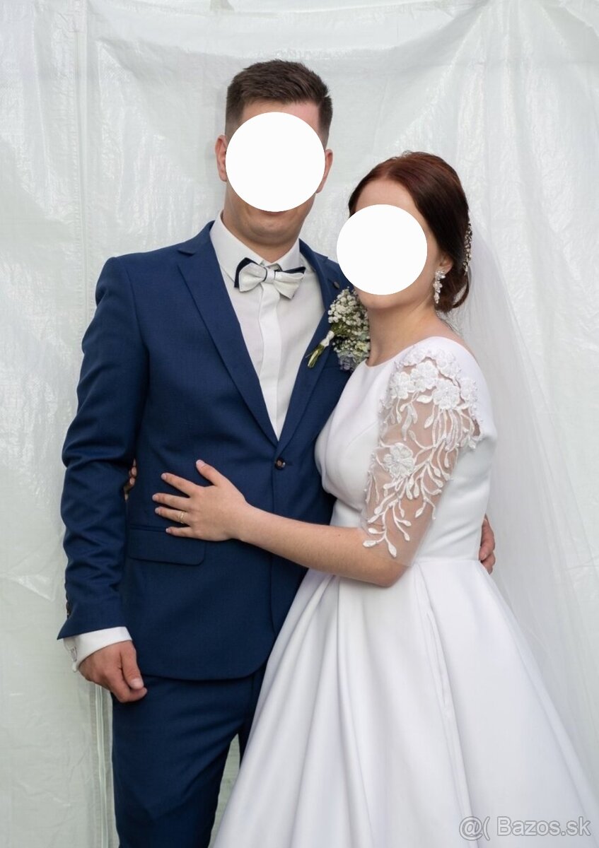 Svadobné šaty s čipkou na rukávoch