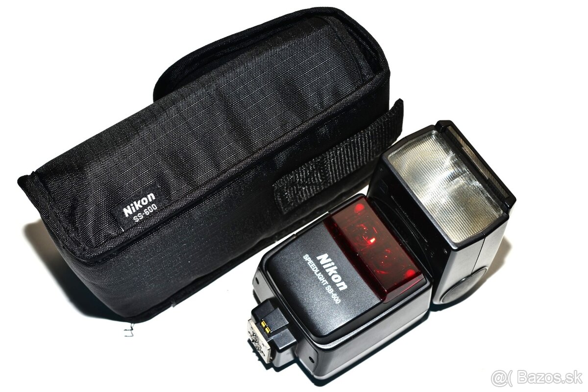 Nikon blesk SB-600