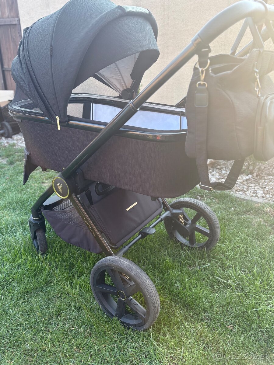 Venicci Tinum Upline all black