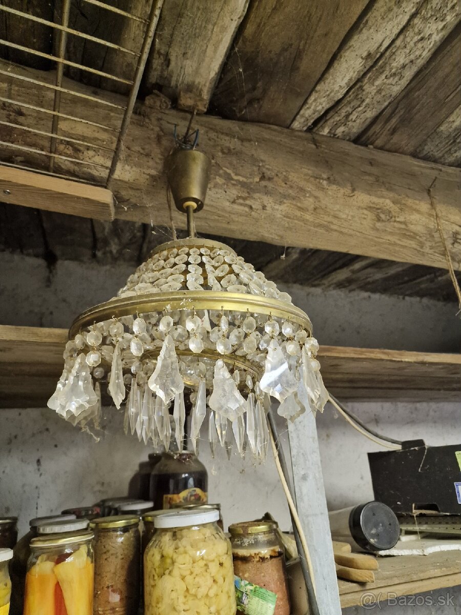 Predám staré lustre