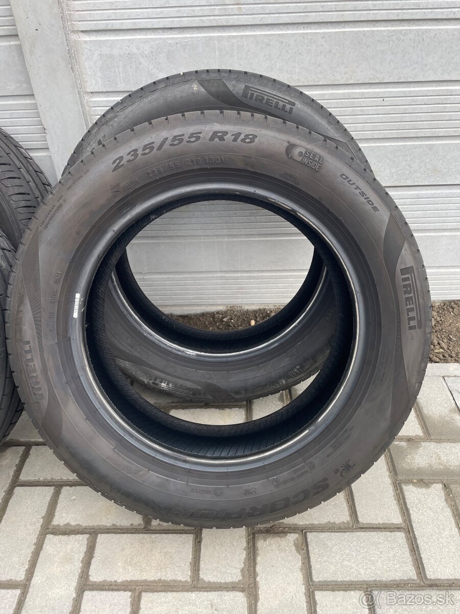 PIRELLI SCORPION 235/55/18