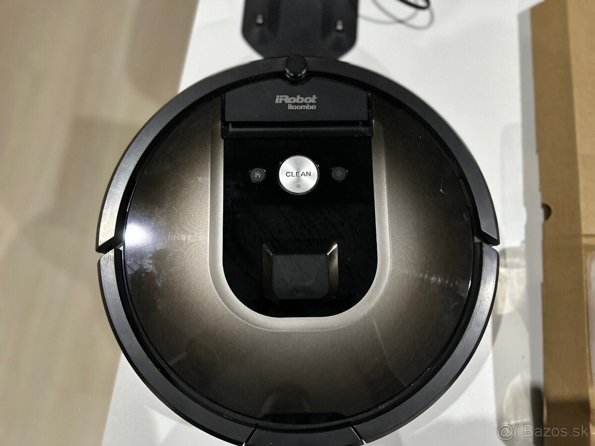 Robotický vysávač iRobot Roomba 980