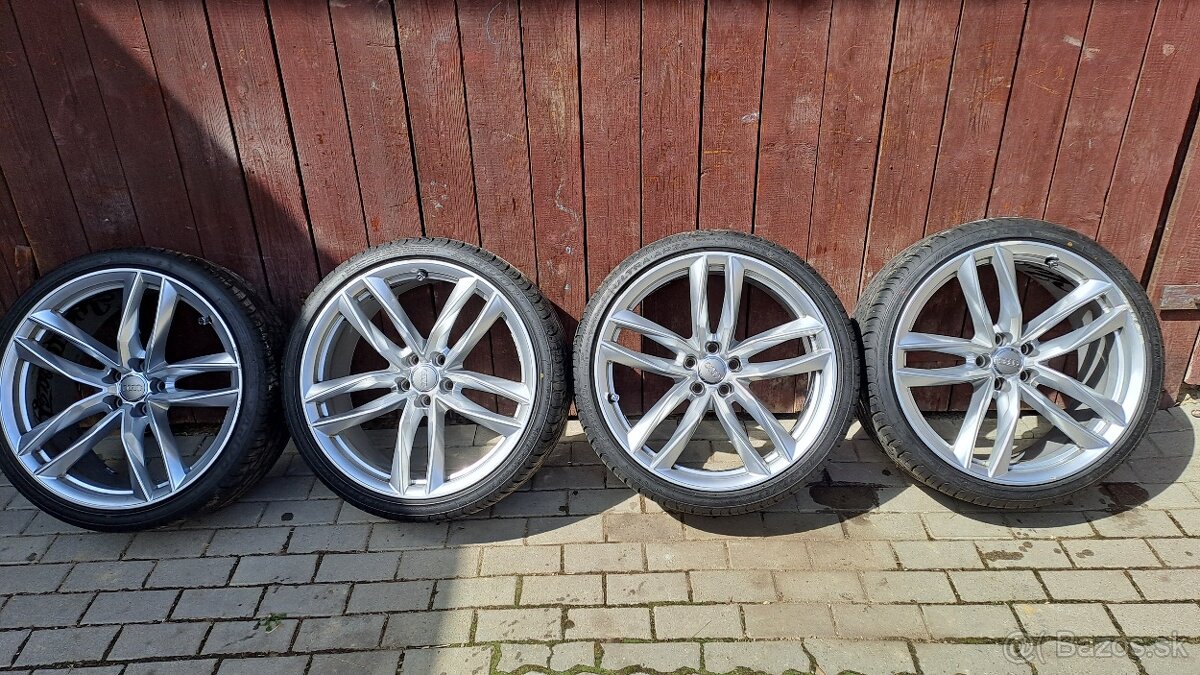 Audi 5x112 R21 stredová 66,6 ET25