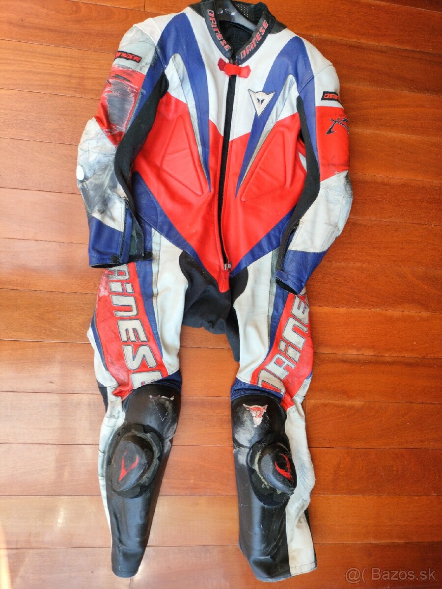 Dainese kožená kombinéza – veľkosť 54 🏁