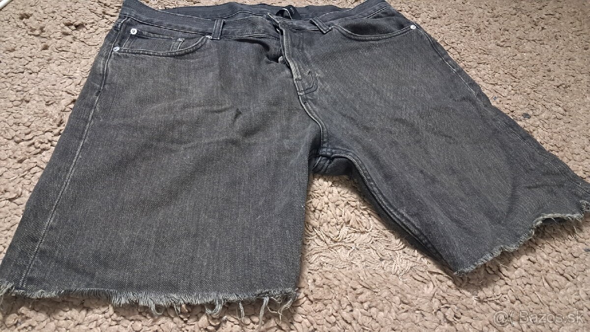 Weekday Jeansove Kraťasy (W34/L32)