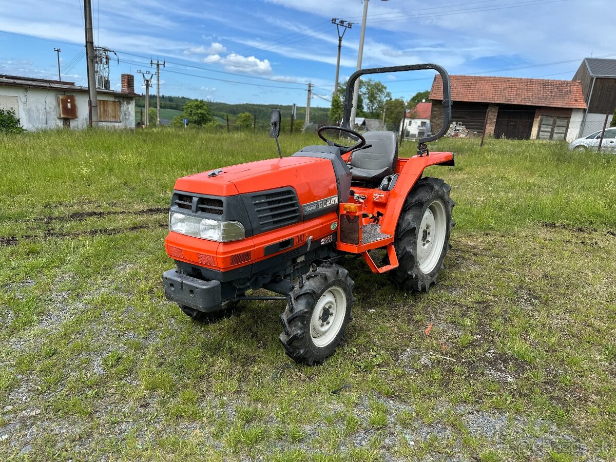 KUBOTA GL240 servo 4x4