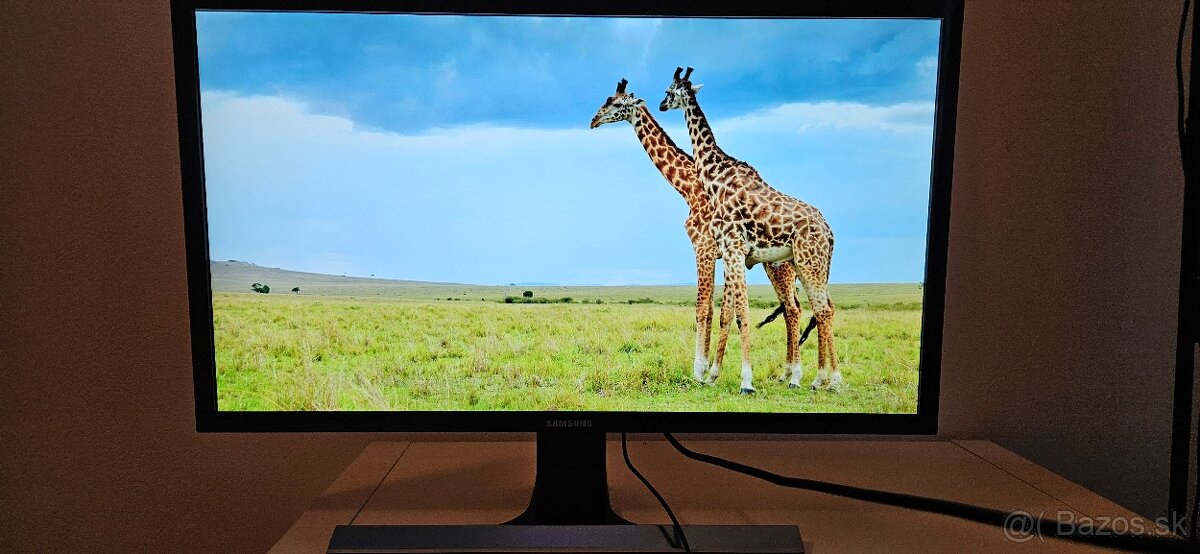 Samsung 4K UHD 28" monitor