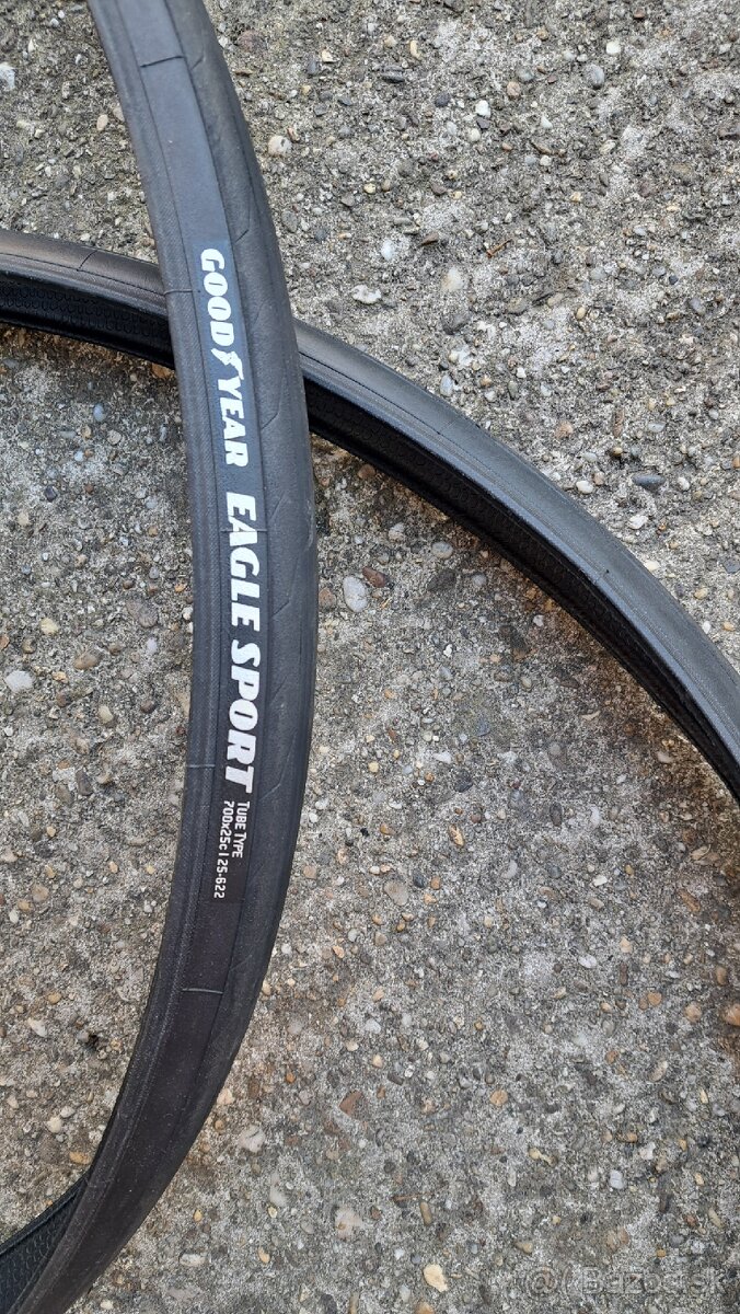 Predám cestné plášte Goodyear Eagle Sport 700x25