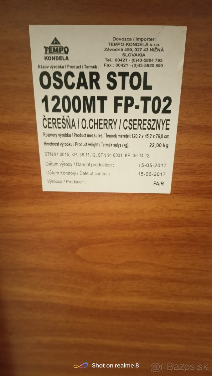 stoly a stoličky pre učebňu