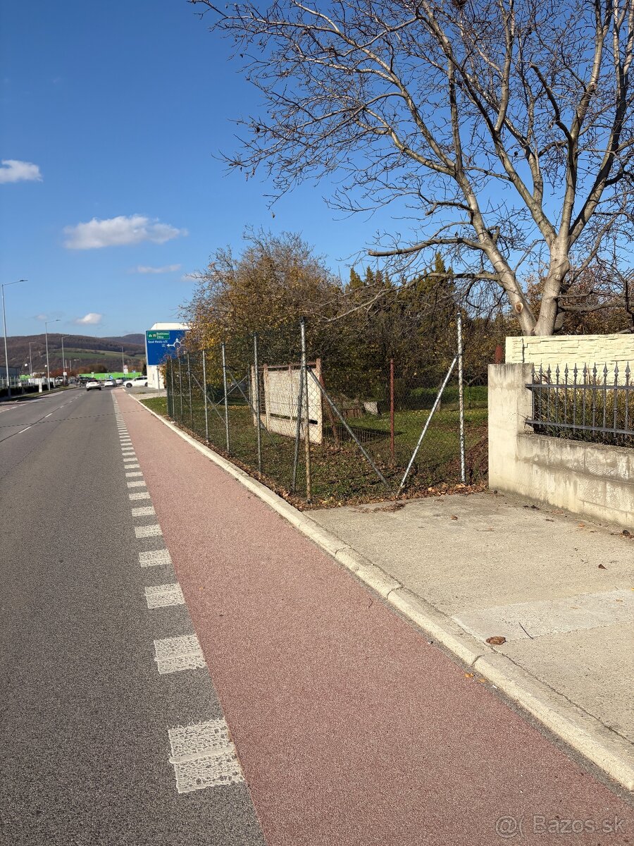 Prenájom miesta na banner - Trenčín, ul. Brnianska