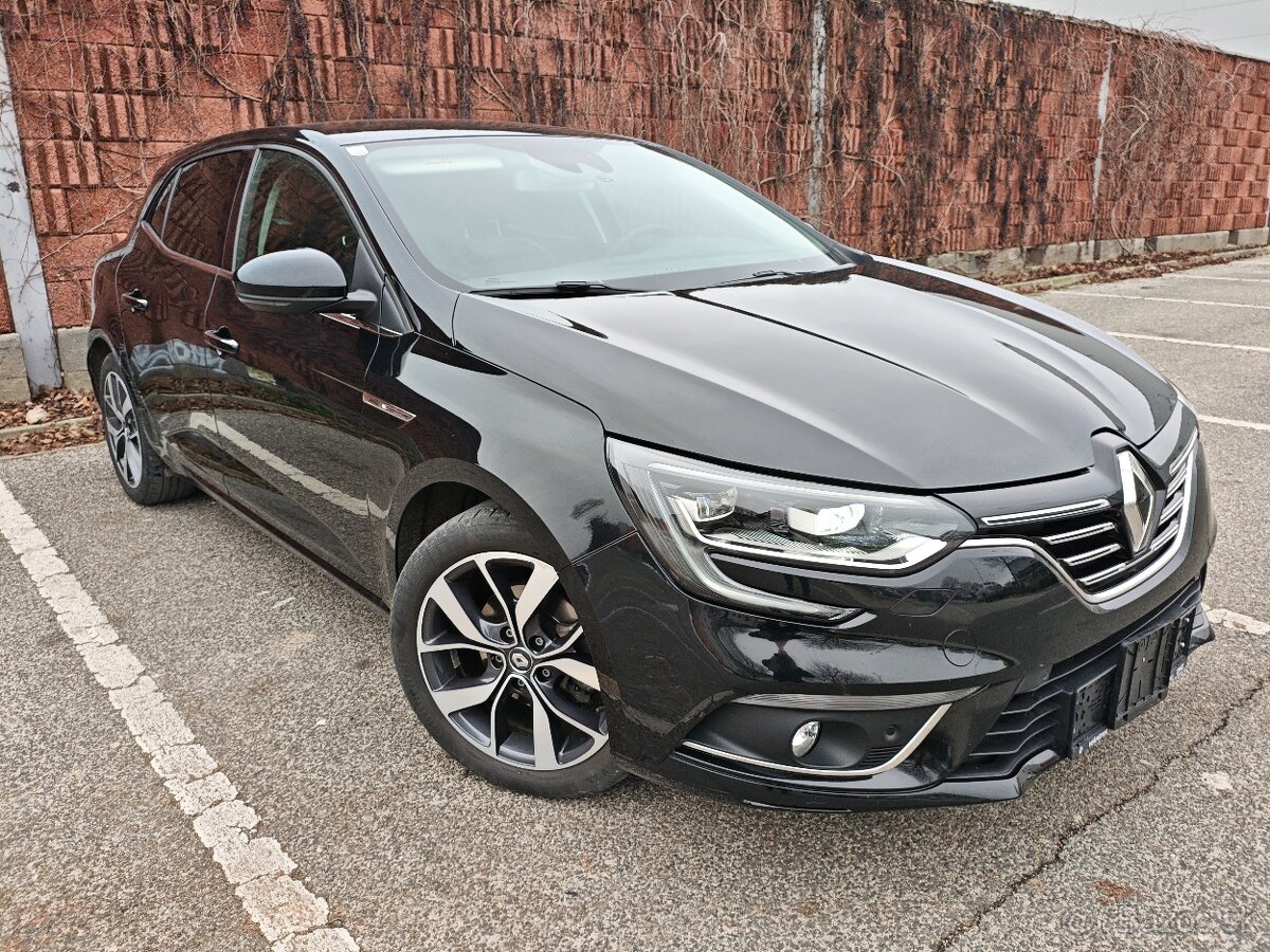 RENAULT MEGANE BOSE EDITION TCE 130 R.V.2016