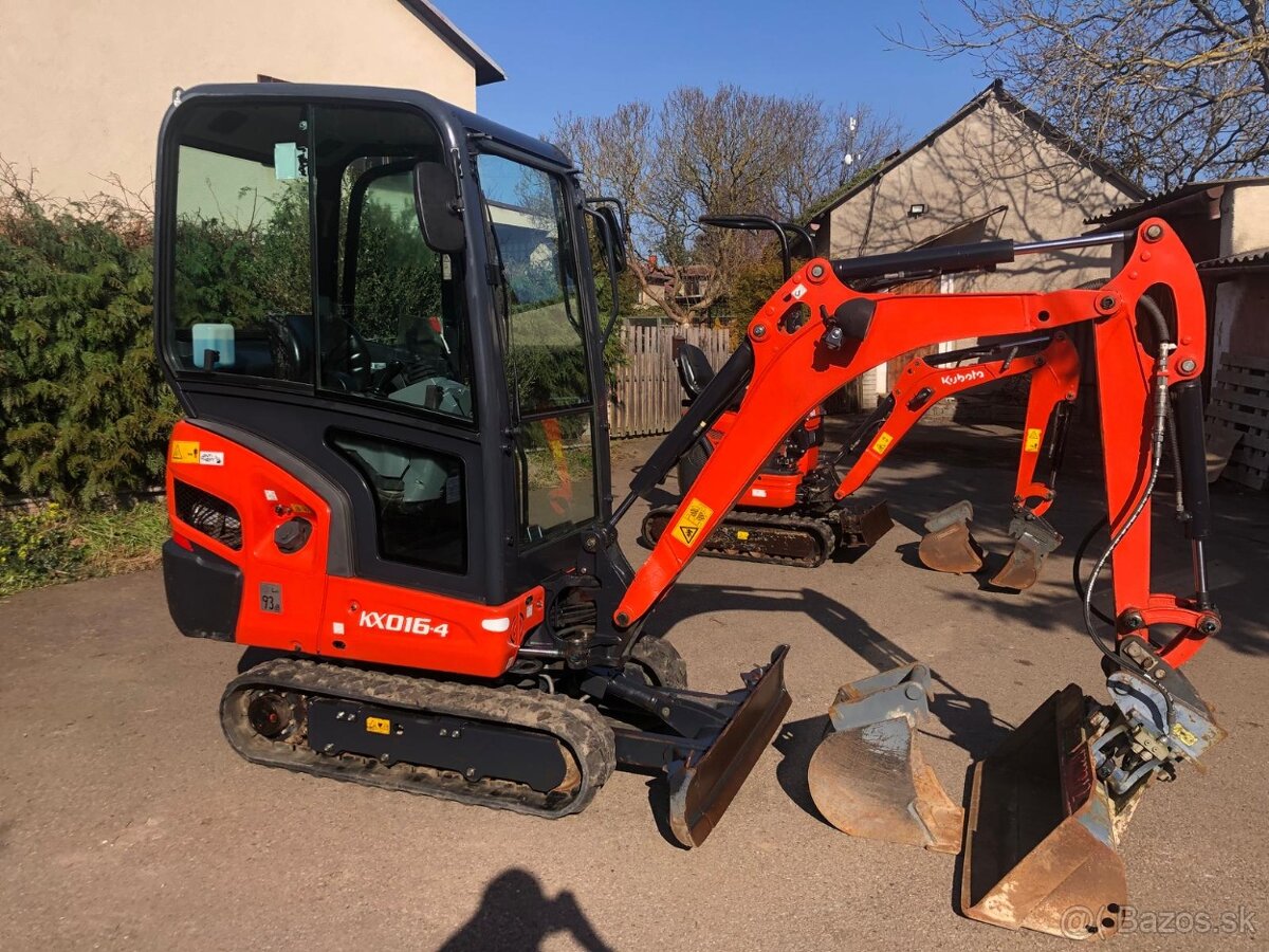 K prodeji mini bagr Kubota KX 016