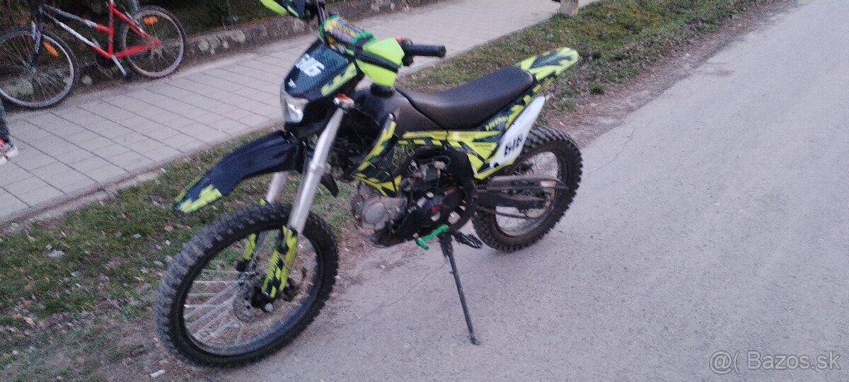 Pitbike 150 cm3
