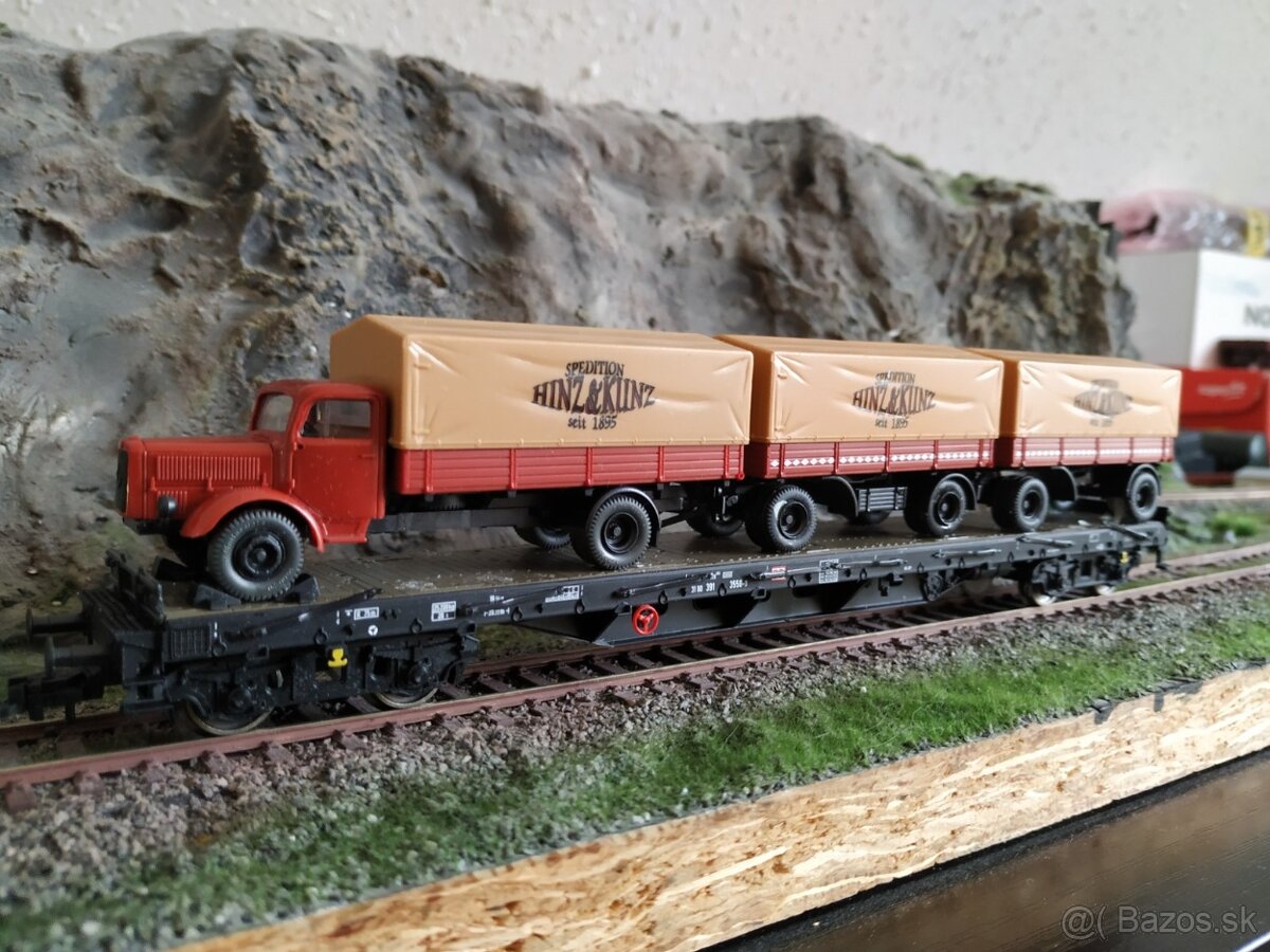 Piko plošina s nákladem