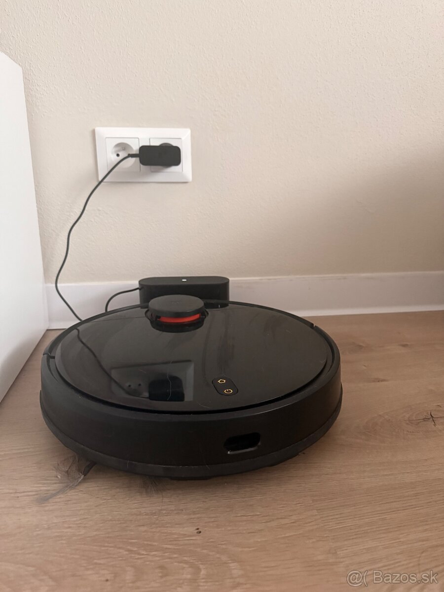 Xiaomi Mi Robot Vacuum Mop Pro Black