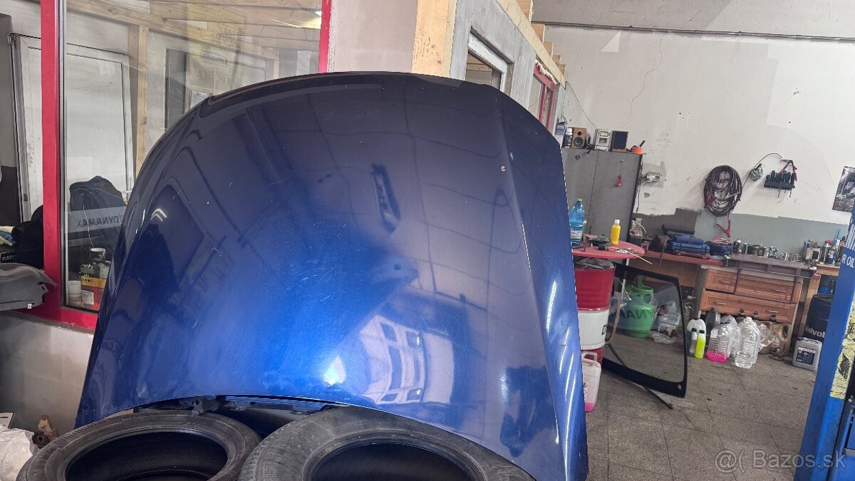Predná kapotúa passat b6