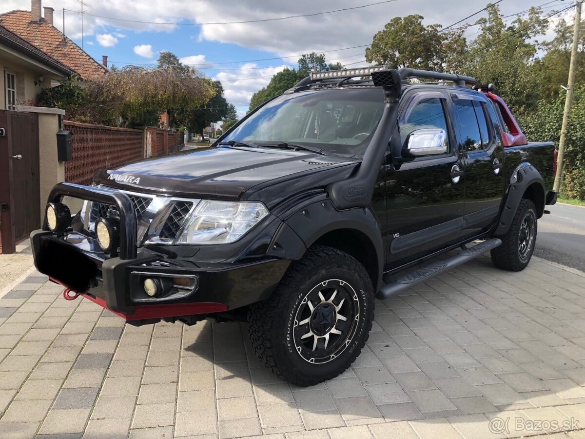 Navara V6