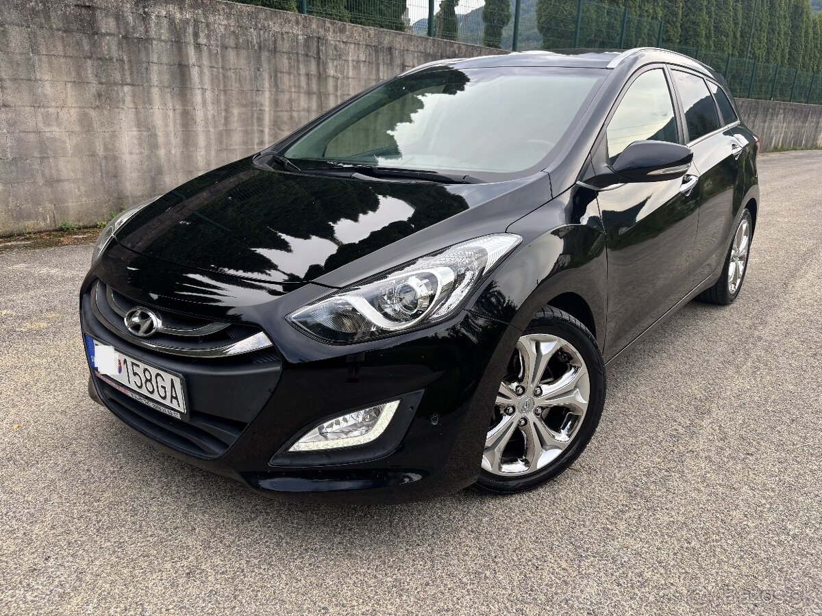 Hyundai I30 1.6 CDRi, STYLE, Kúpené v SR, Nová STK,