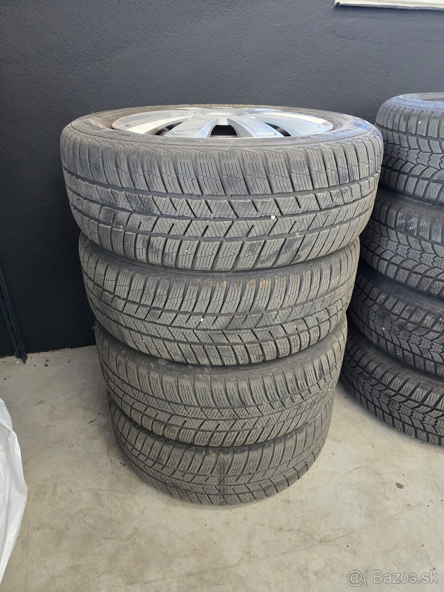 Zánovné pneu a disky 205/55R16 5X122